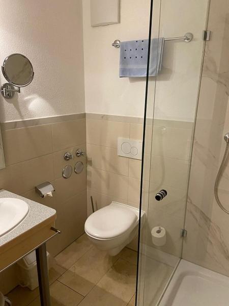 Hotel Goldener Loewe Guenzburg Ngoại thất bức ảnh