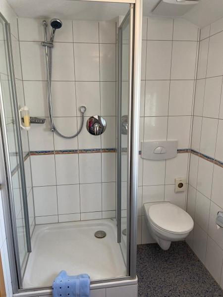 Hotel Goldener Loewe Guenzburg Ngoại thất bức ảnh