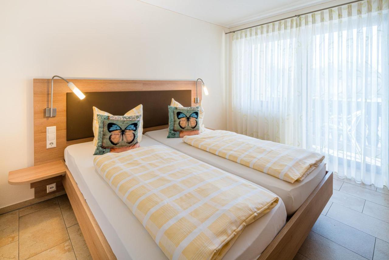 Hotel Goldener Loewe Guenzburg Ngoại thất bức ảnh